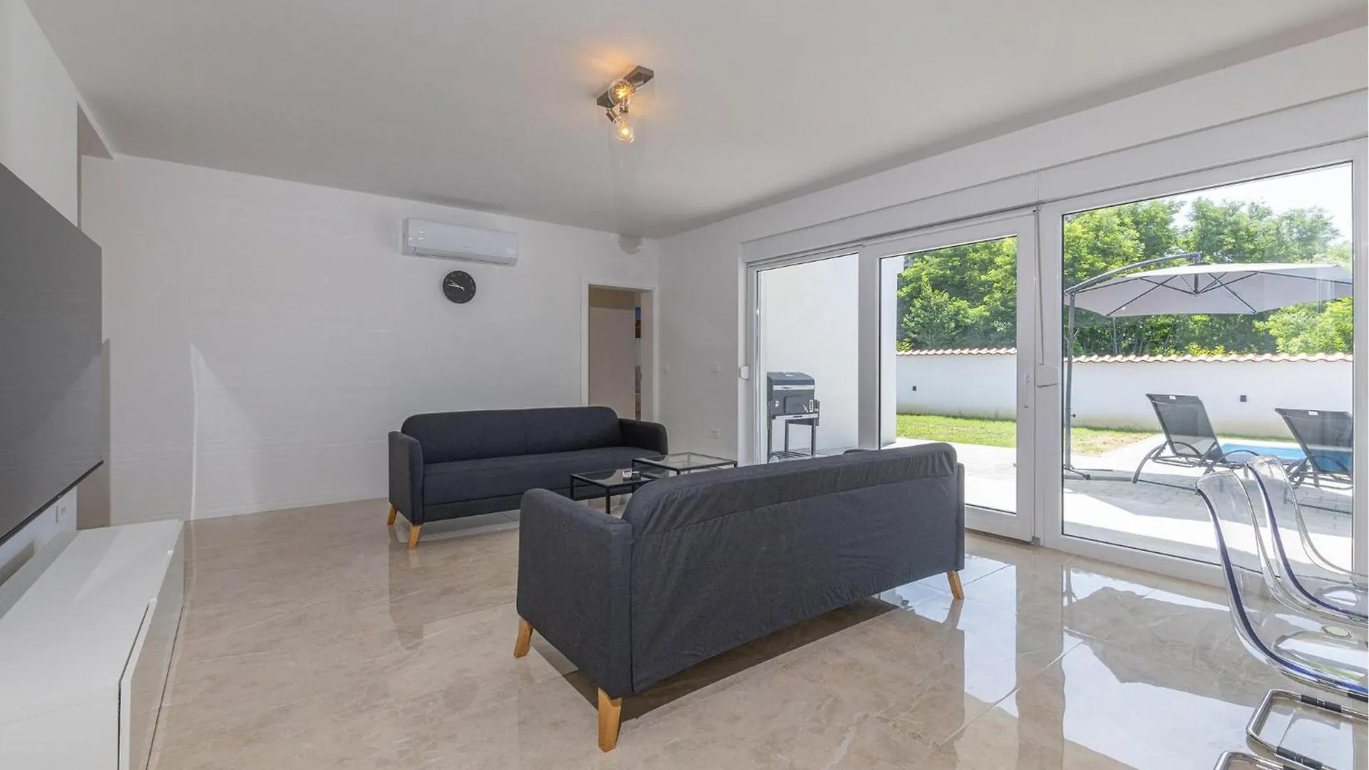 Nice Home In Kampor With Wifi 0*,